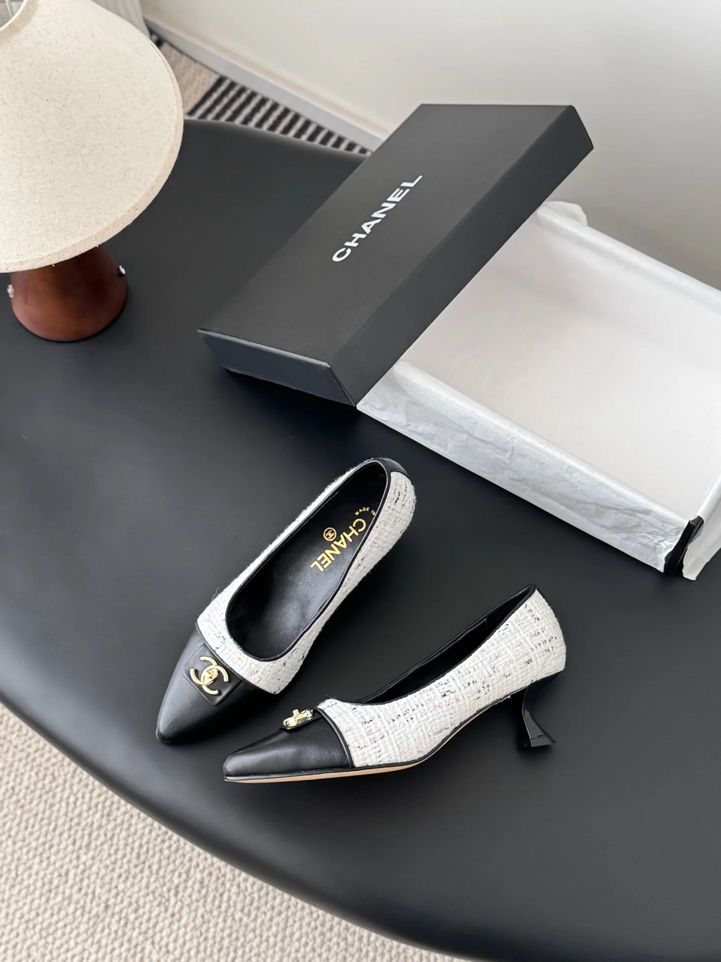 Chan 26ss kitten heel
