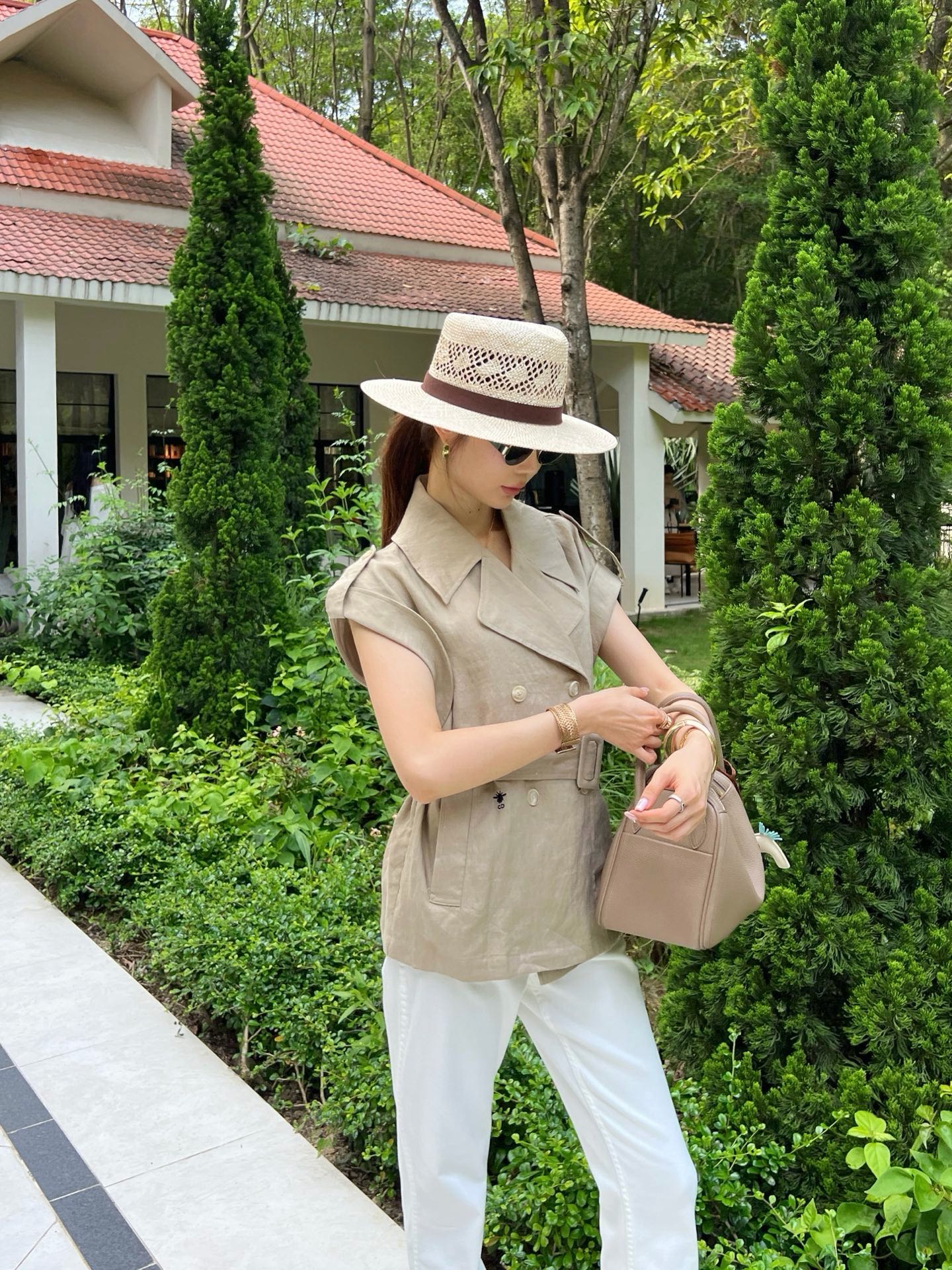 CD 26ss belted vest