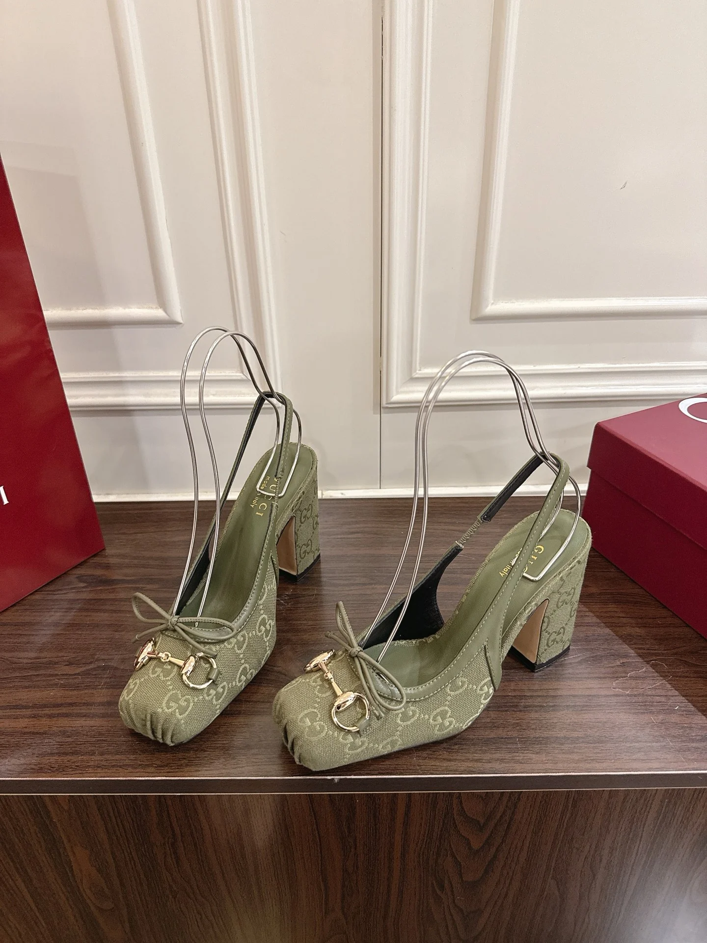 Guc 25fw pumps