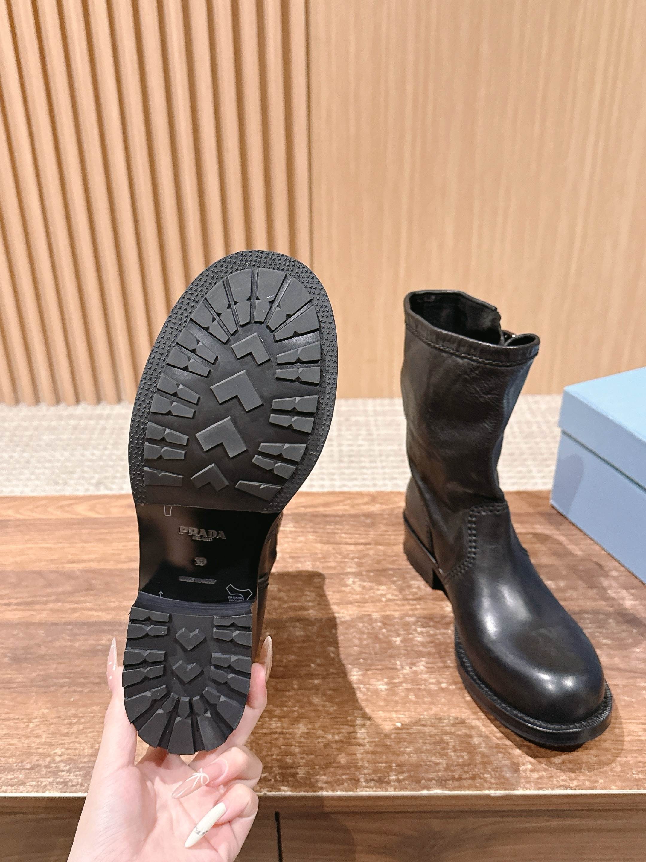 Pra 25fw chelsea boots