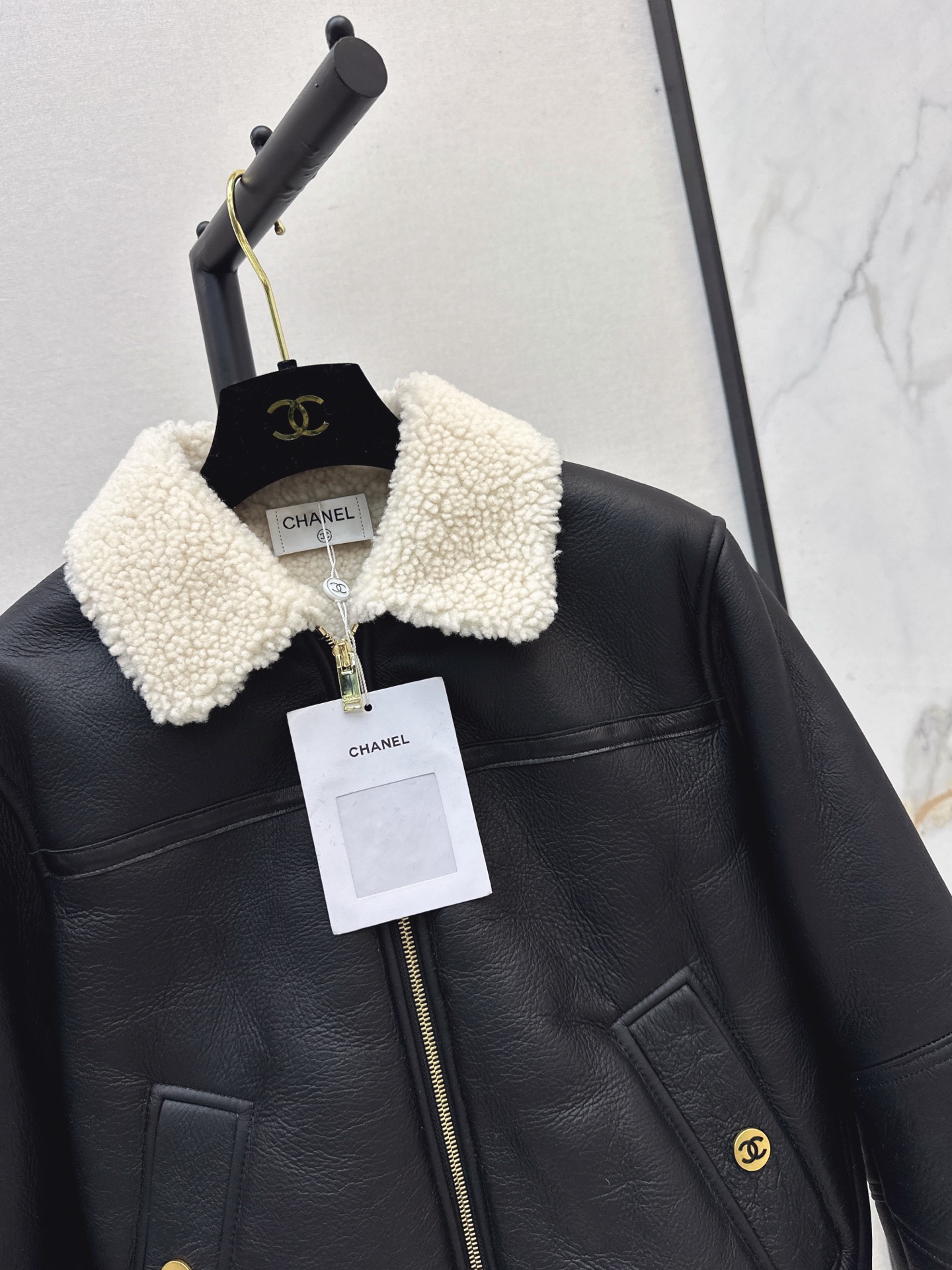 Chan 26fw leather look bomber jacket