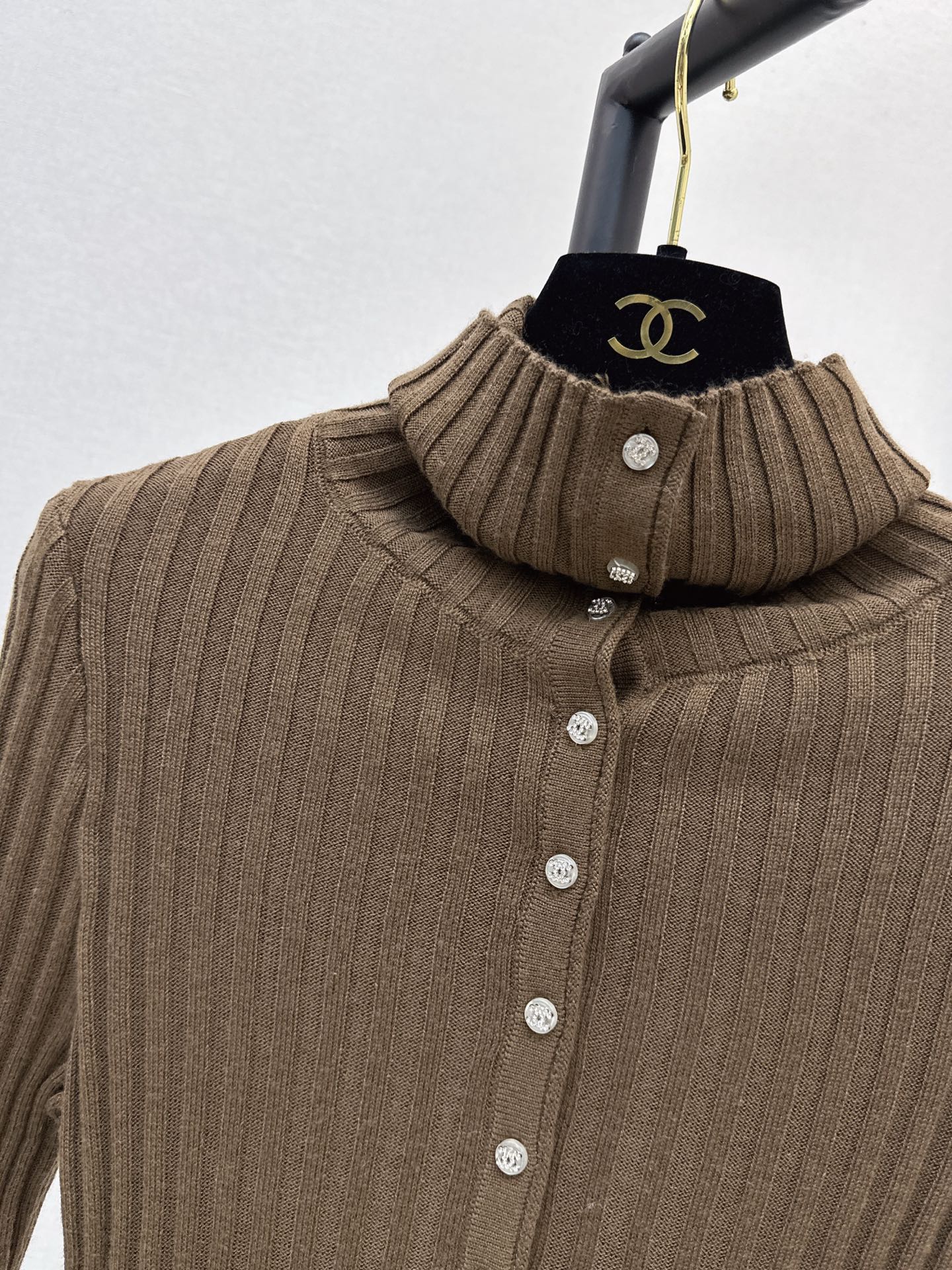 Chan 26fw slim-fit stand collar knitwear