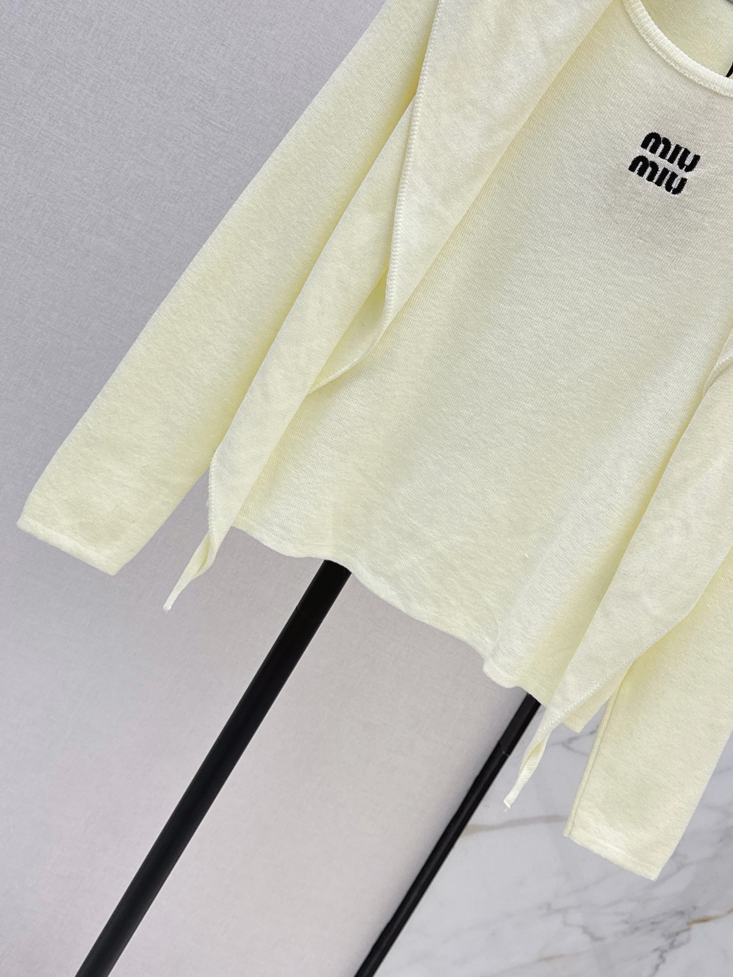 Miu 26fw shawl knitwear