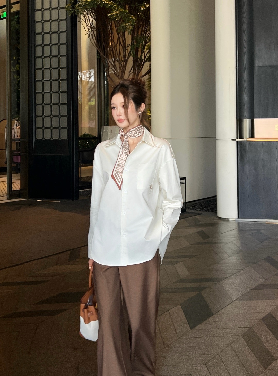 Loe 26fw shirt