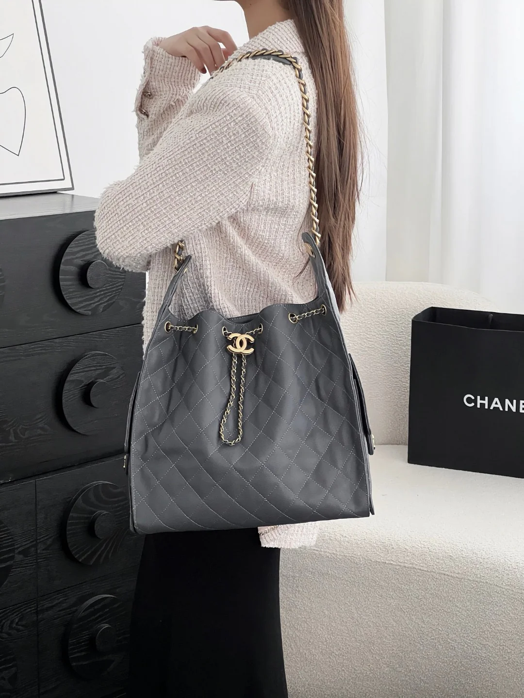 Chan 25A hobo bags