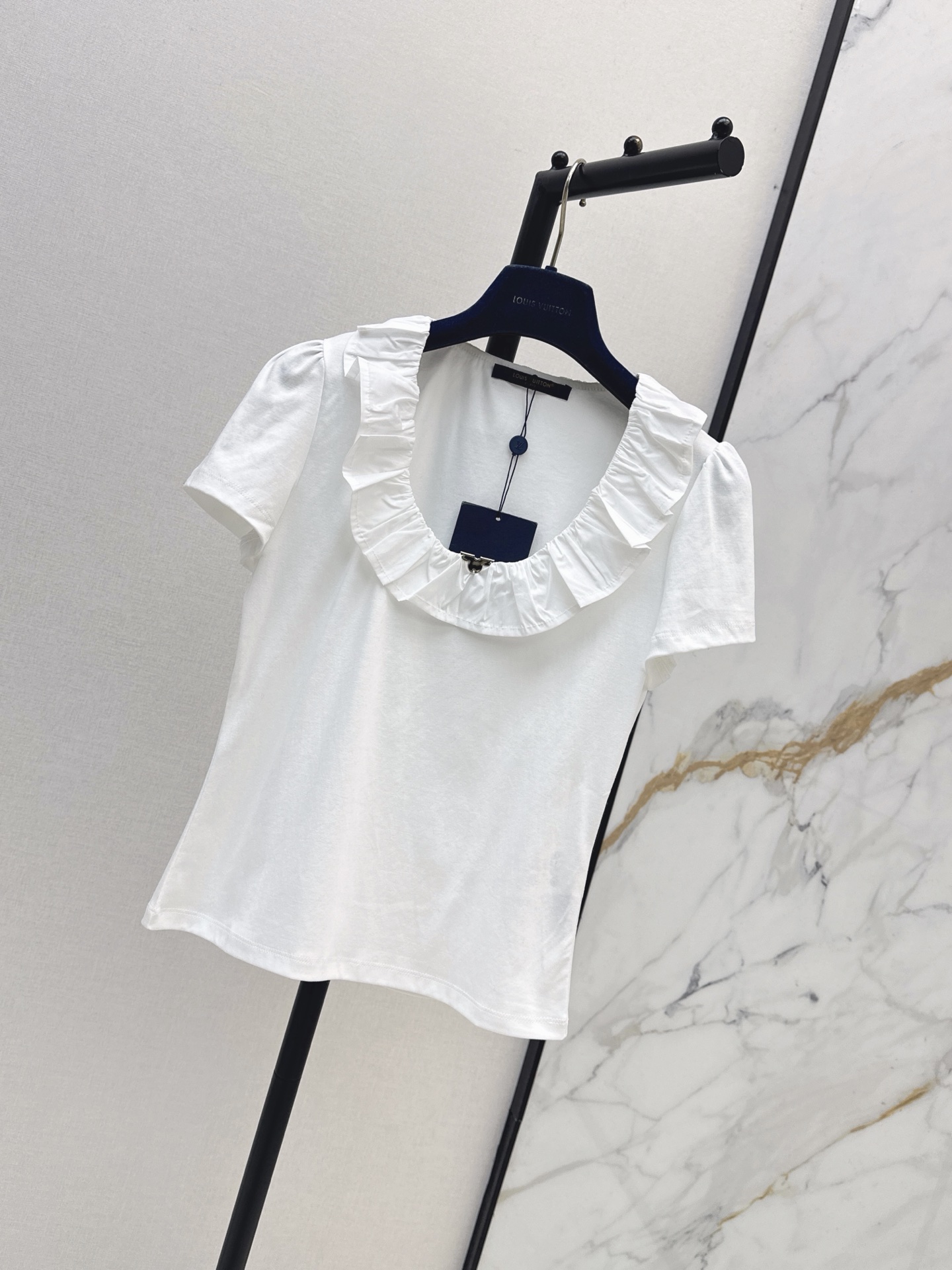 Loui 26fw ruffle t-shirt