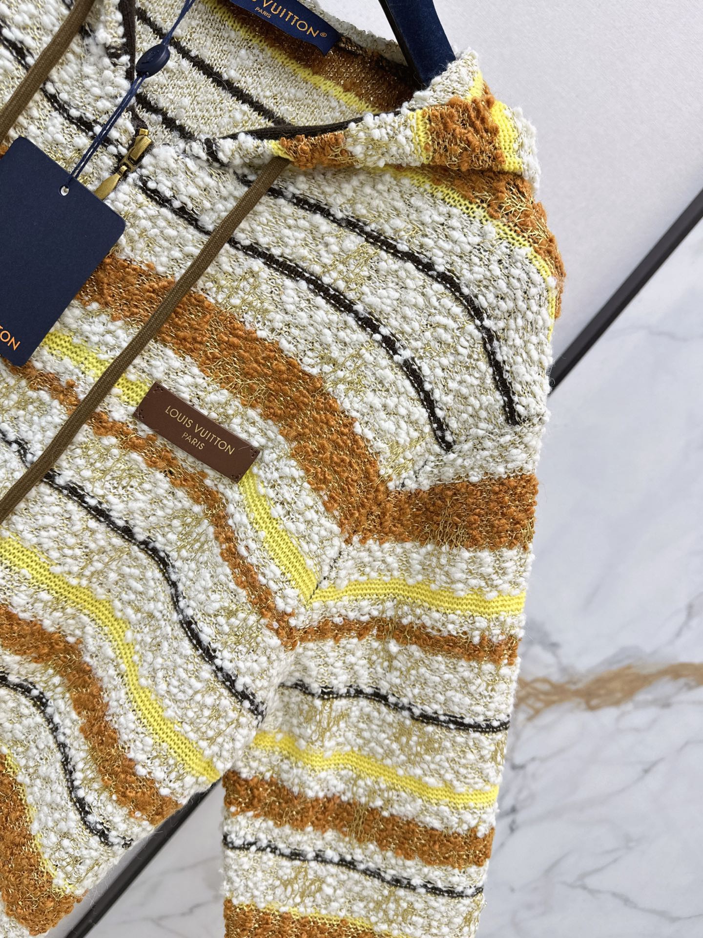 Loui 26fw stripe jacquard knit sweater