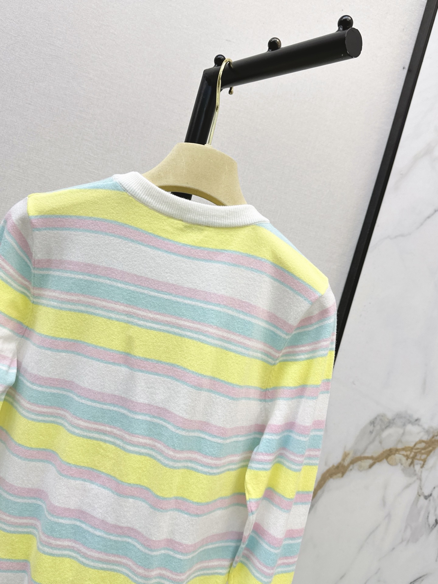 Miu 26fw stripe sweater