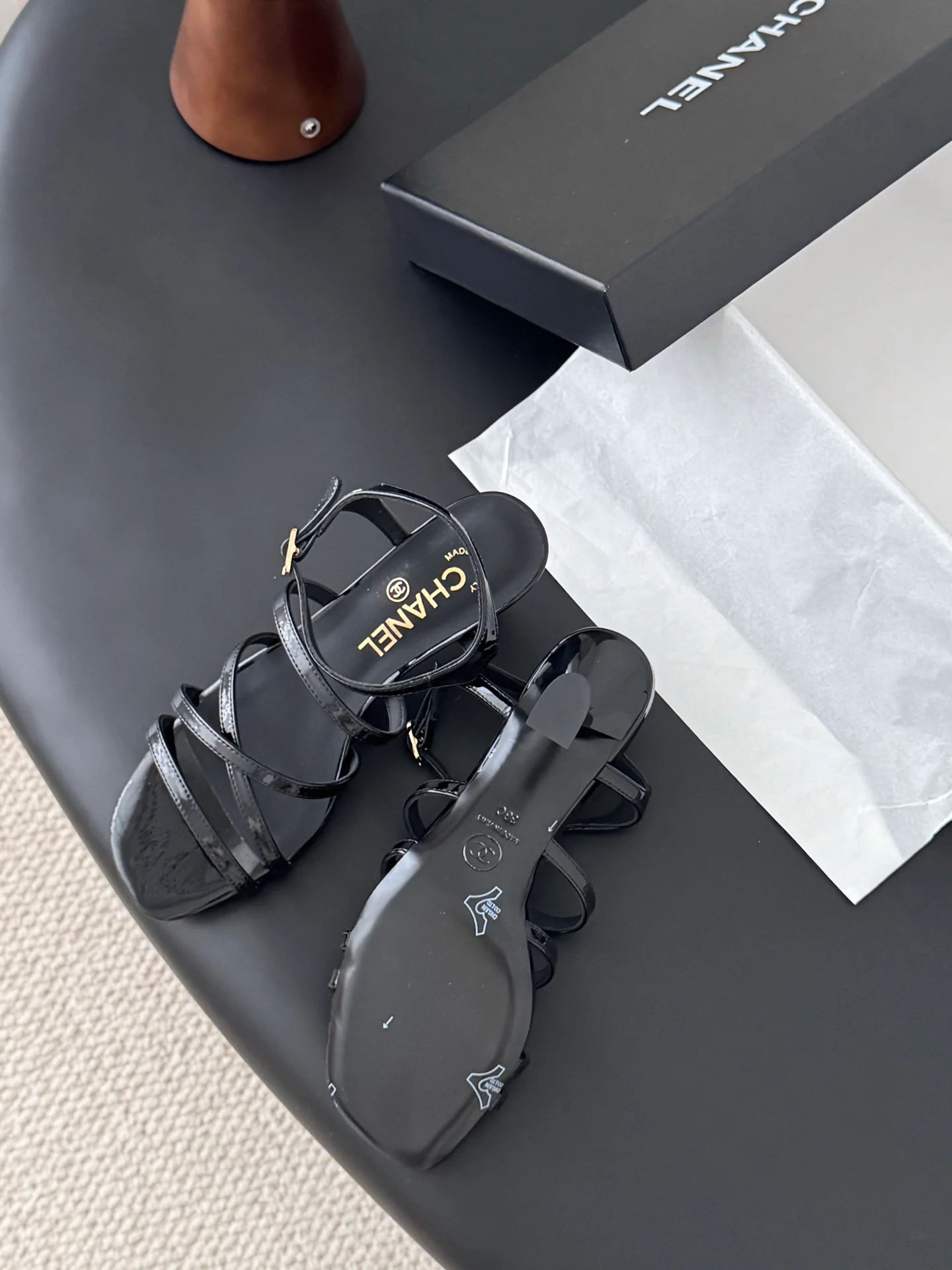 Chan 25fw kitten sandals