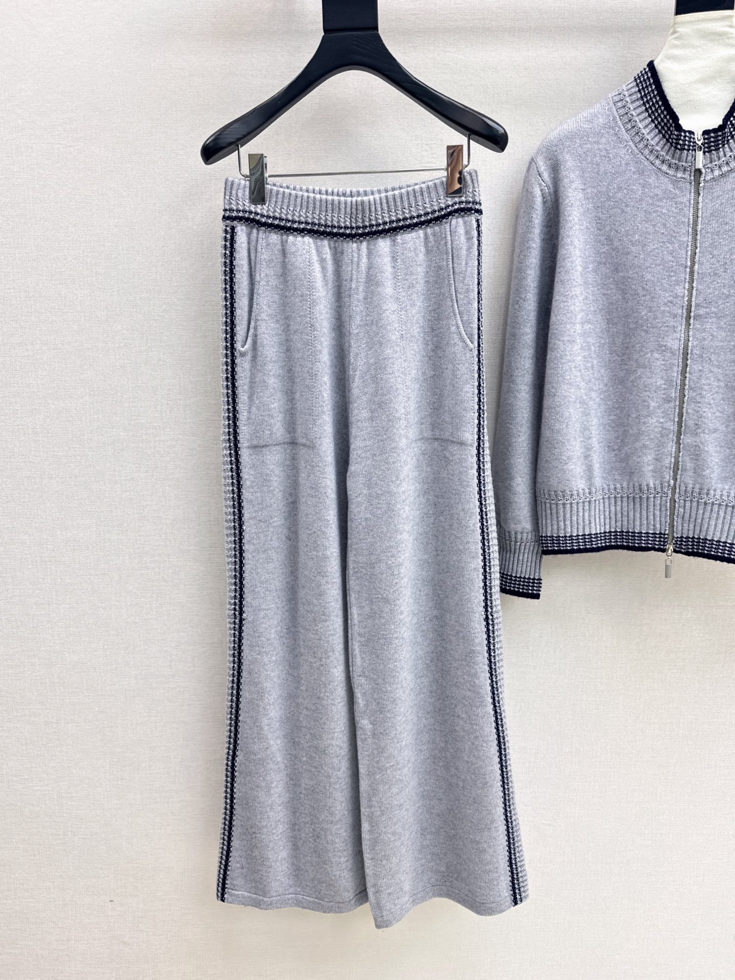 Brun 26fw cashmere cardigan pants set