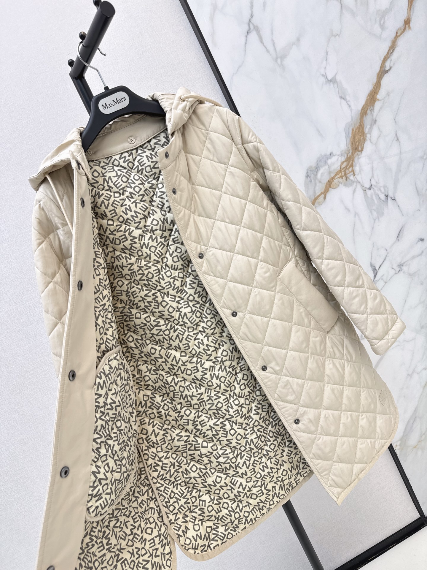 Max 26fw hooded padded jacket