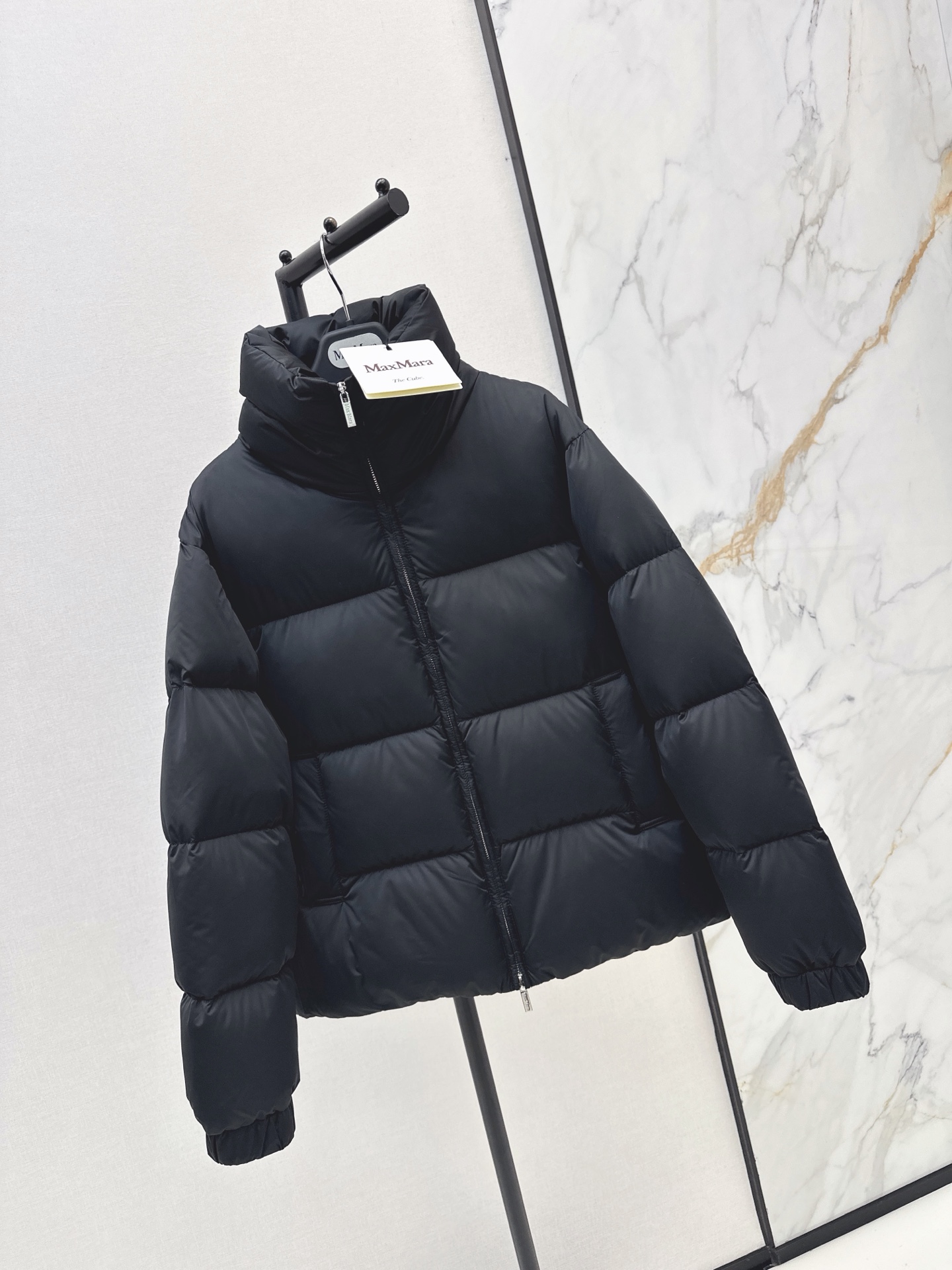 Max 26fw down jacket