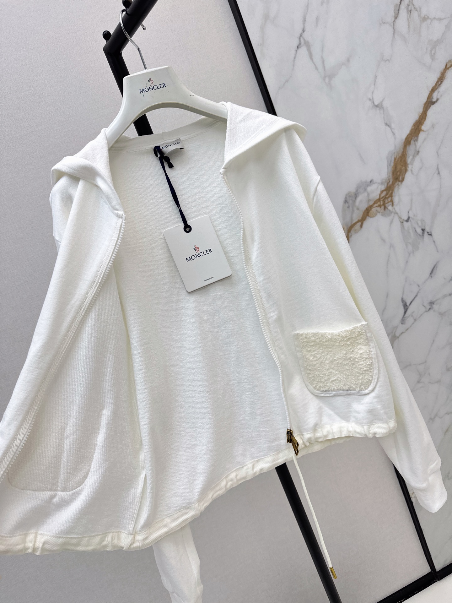 Monc 26fw hoodie