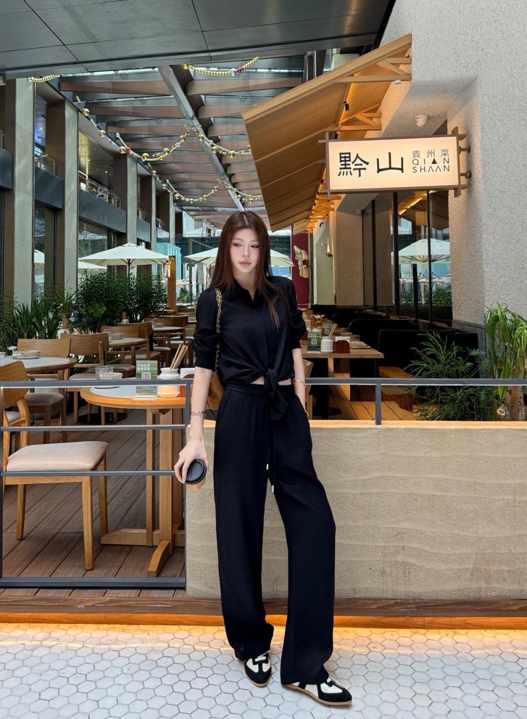 Her 26fw straight-leg pants