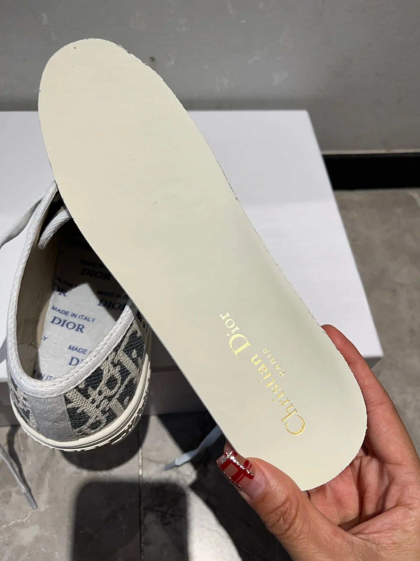 D walk‘n sneaker