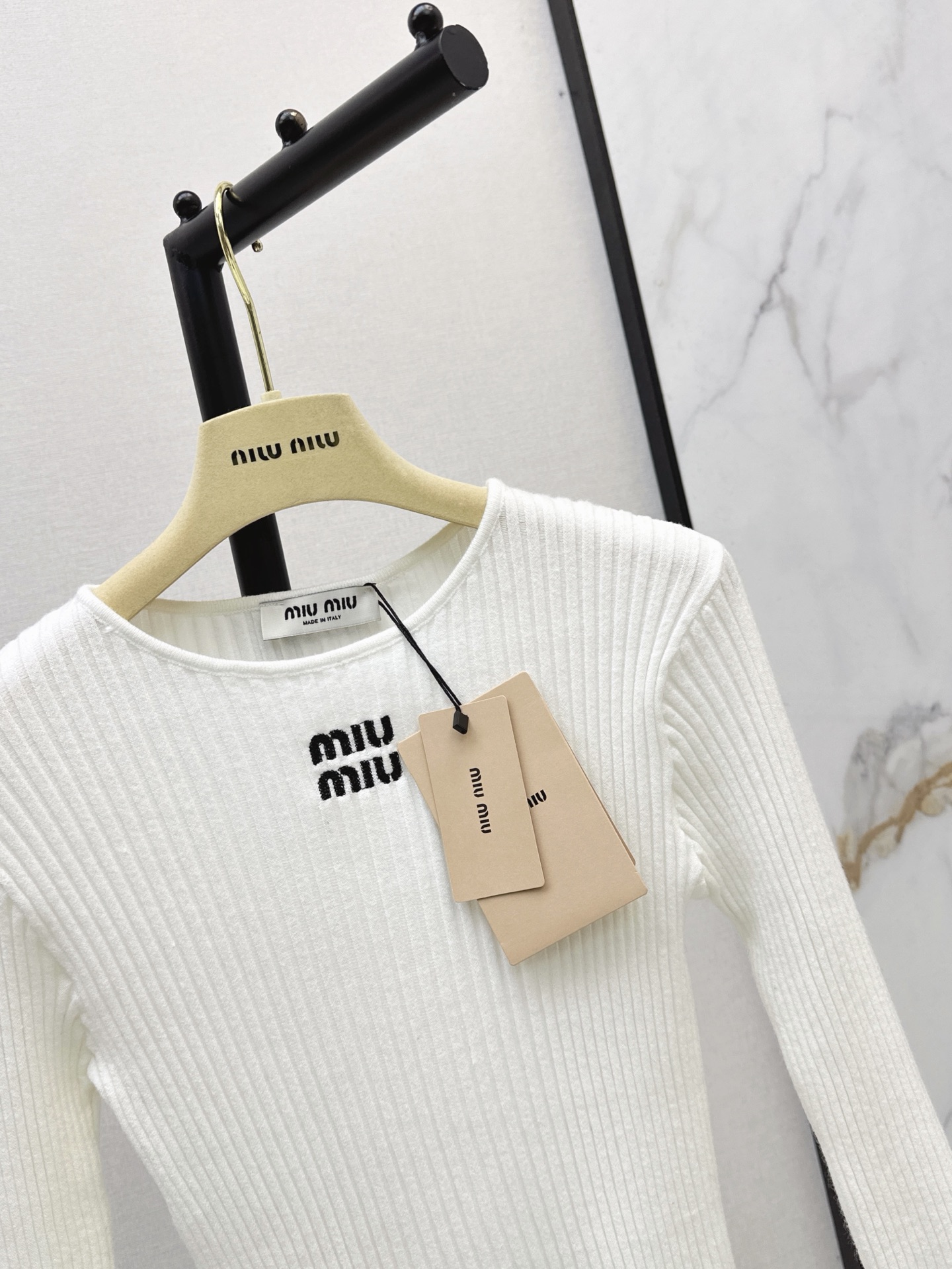 Miu 26fw contract mest knitwear