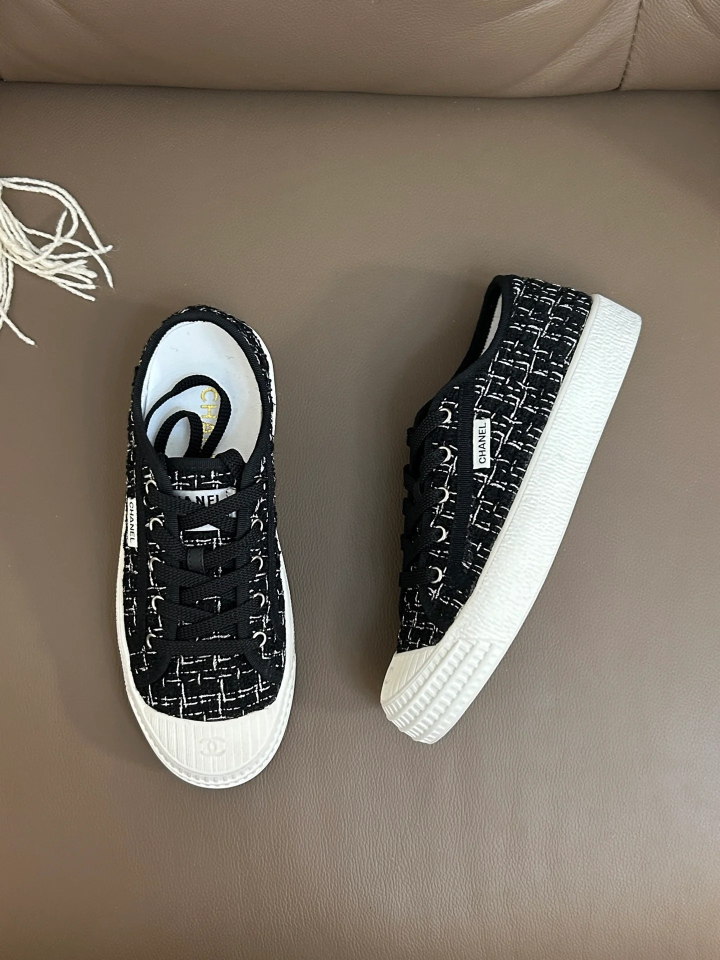 Chan 25fw causal canvas sneakers