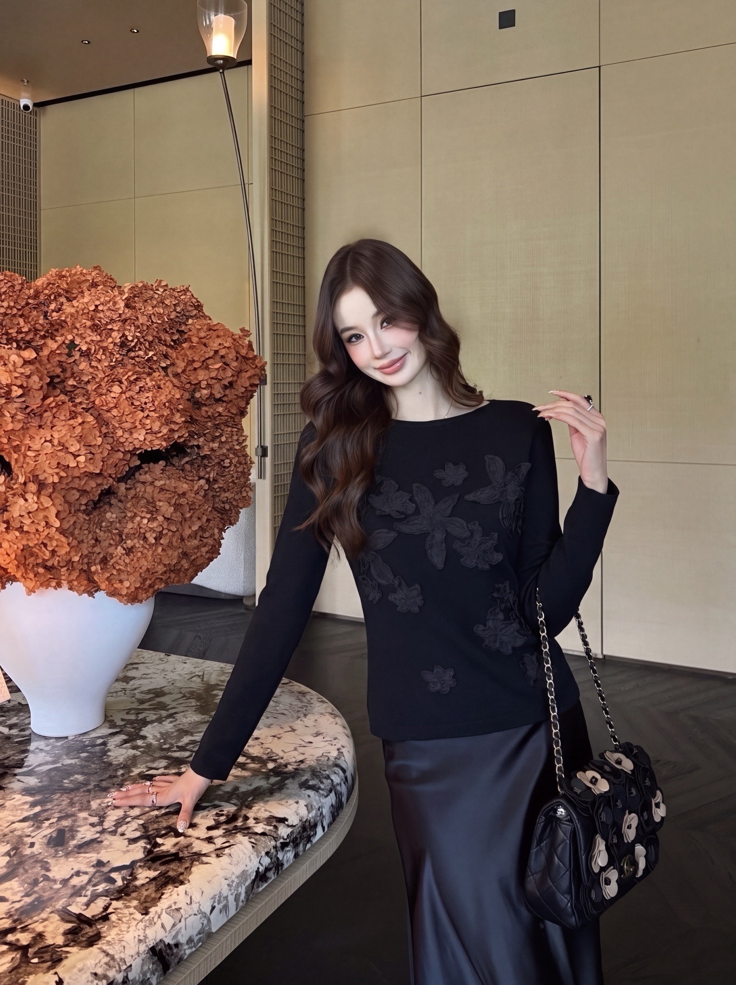 ES 26fw lace embroidery knit sweater