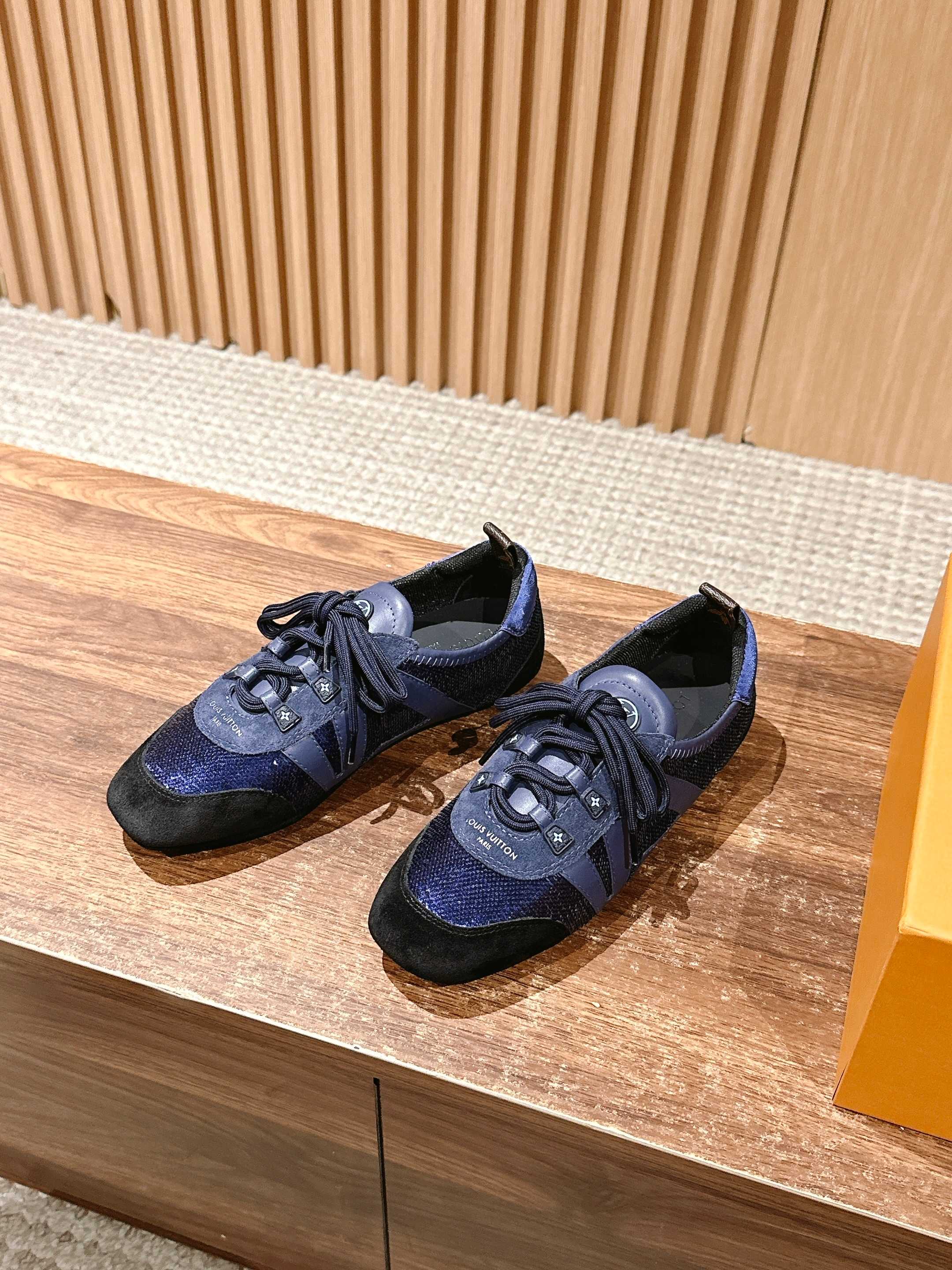 Loui 25fw sneaker