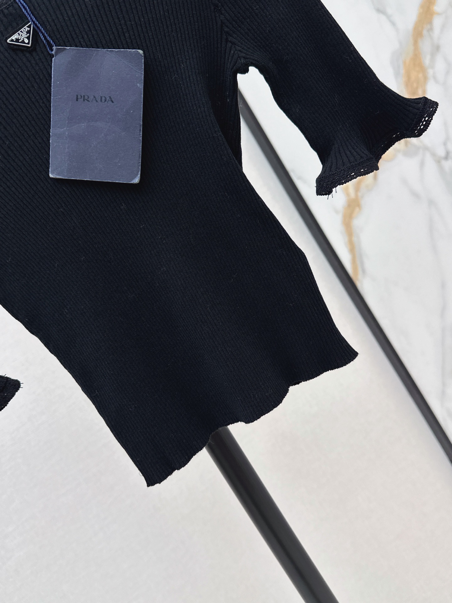 Pra 26fw lace trim knit top