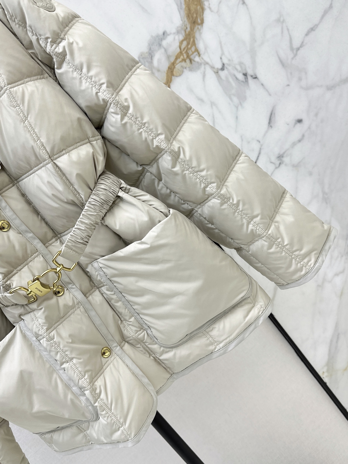 Monc 26fw down jacket