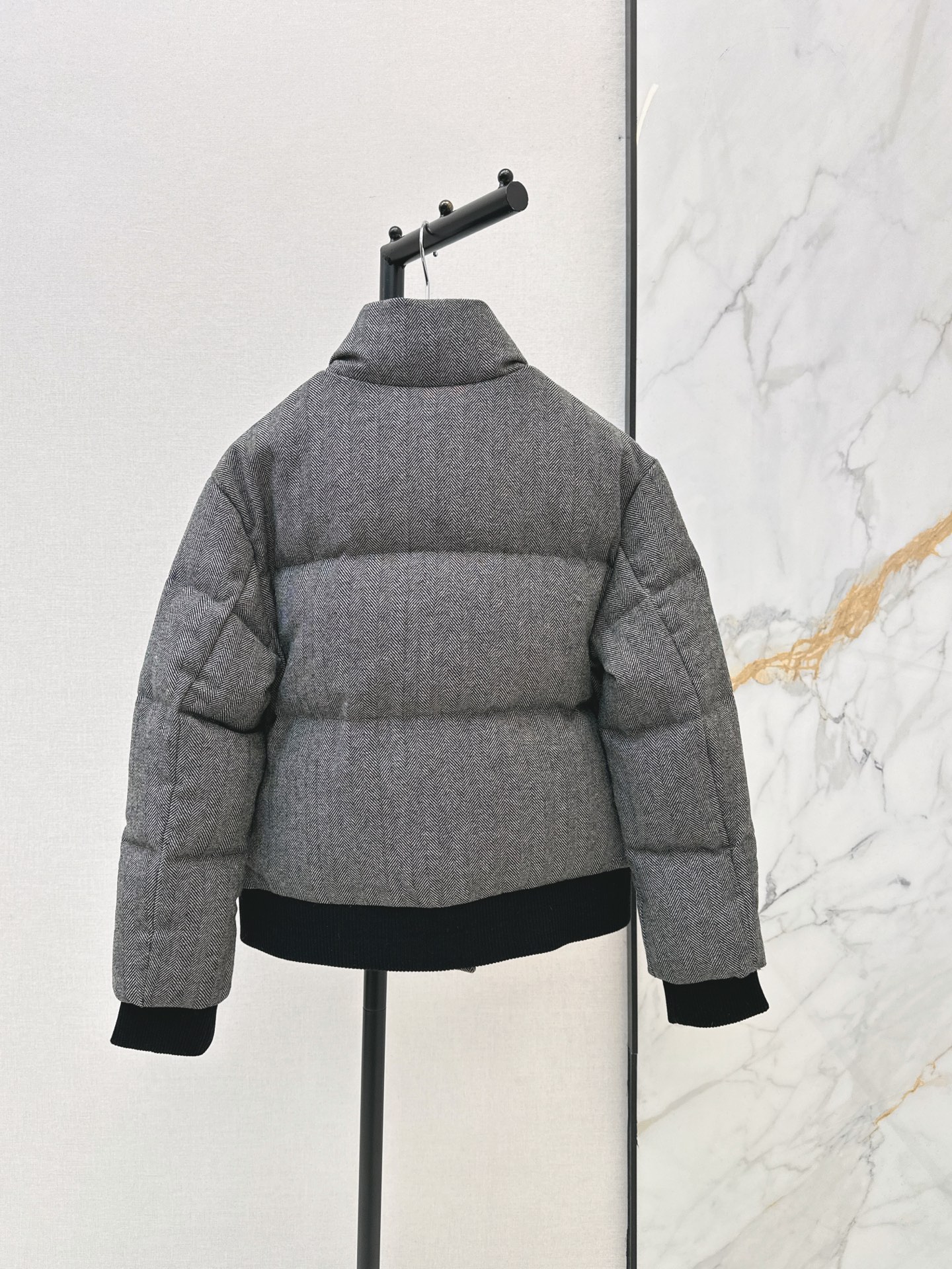CD 26fw down jacket