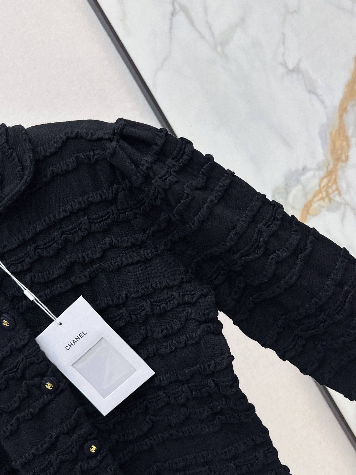 Chan 26fw ruffle cardigan