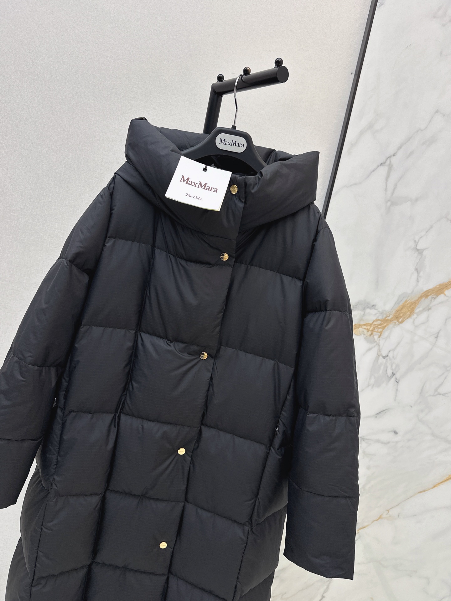 Max 26fw hooded long down jacket
