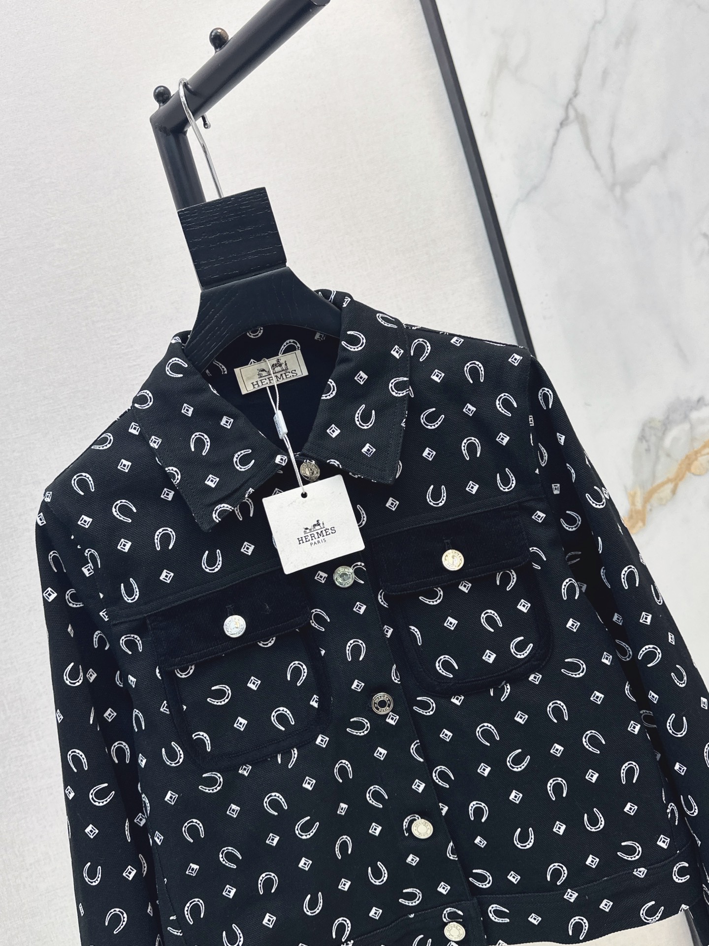 Her 26fw print jacket