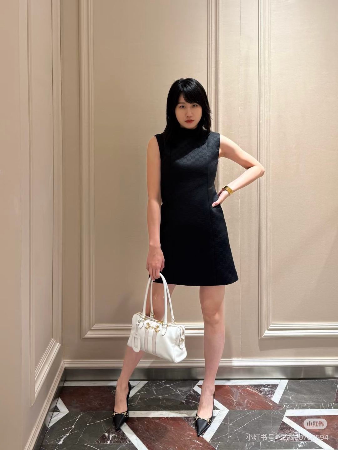 Guc 26fw sleeveless jacquard dress