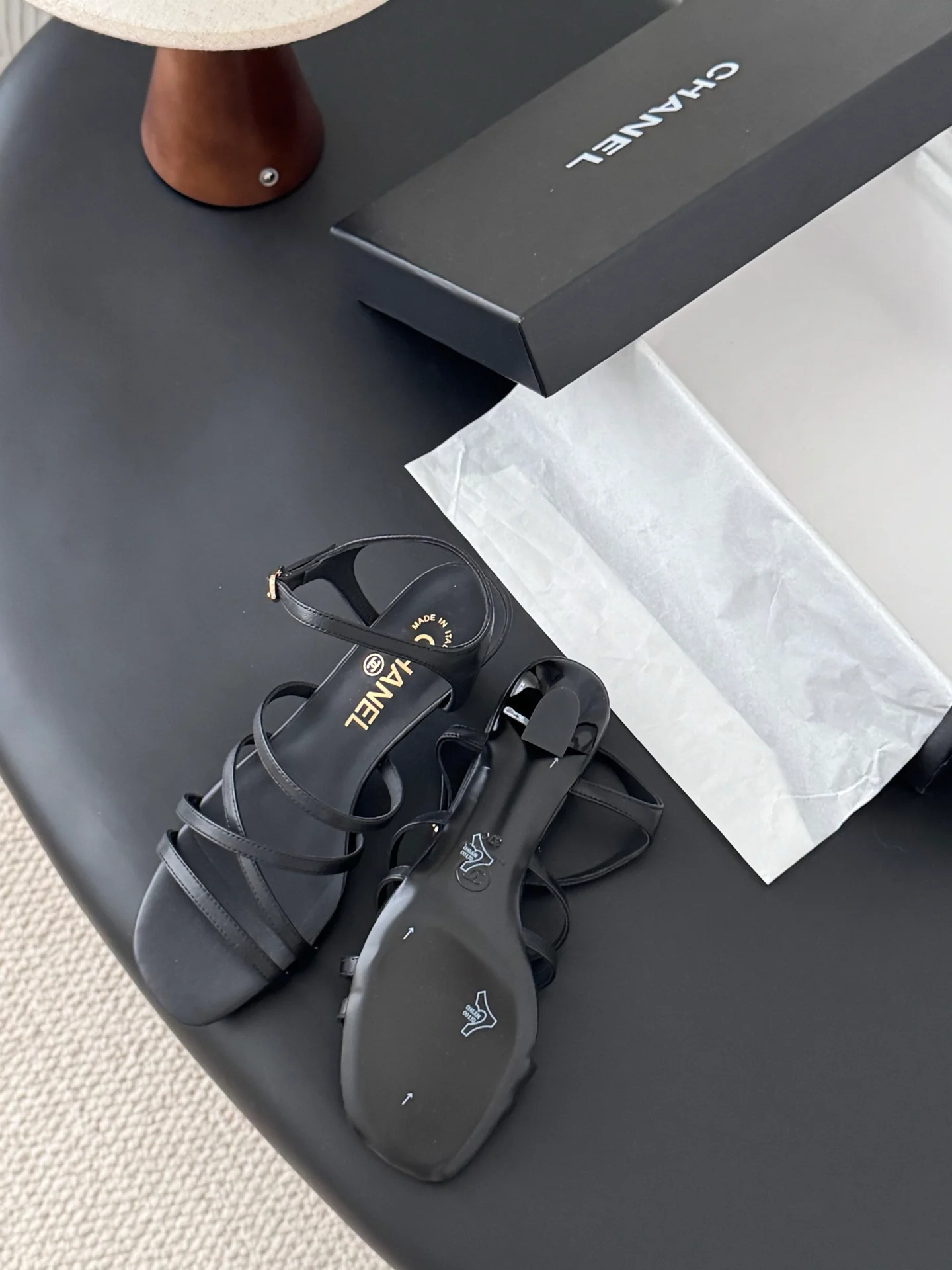 Chan 25fw kitten sandals