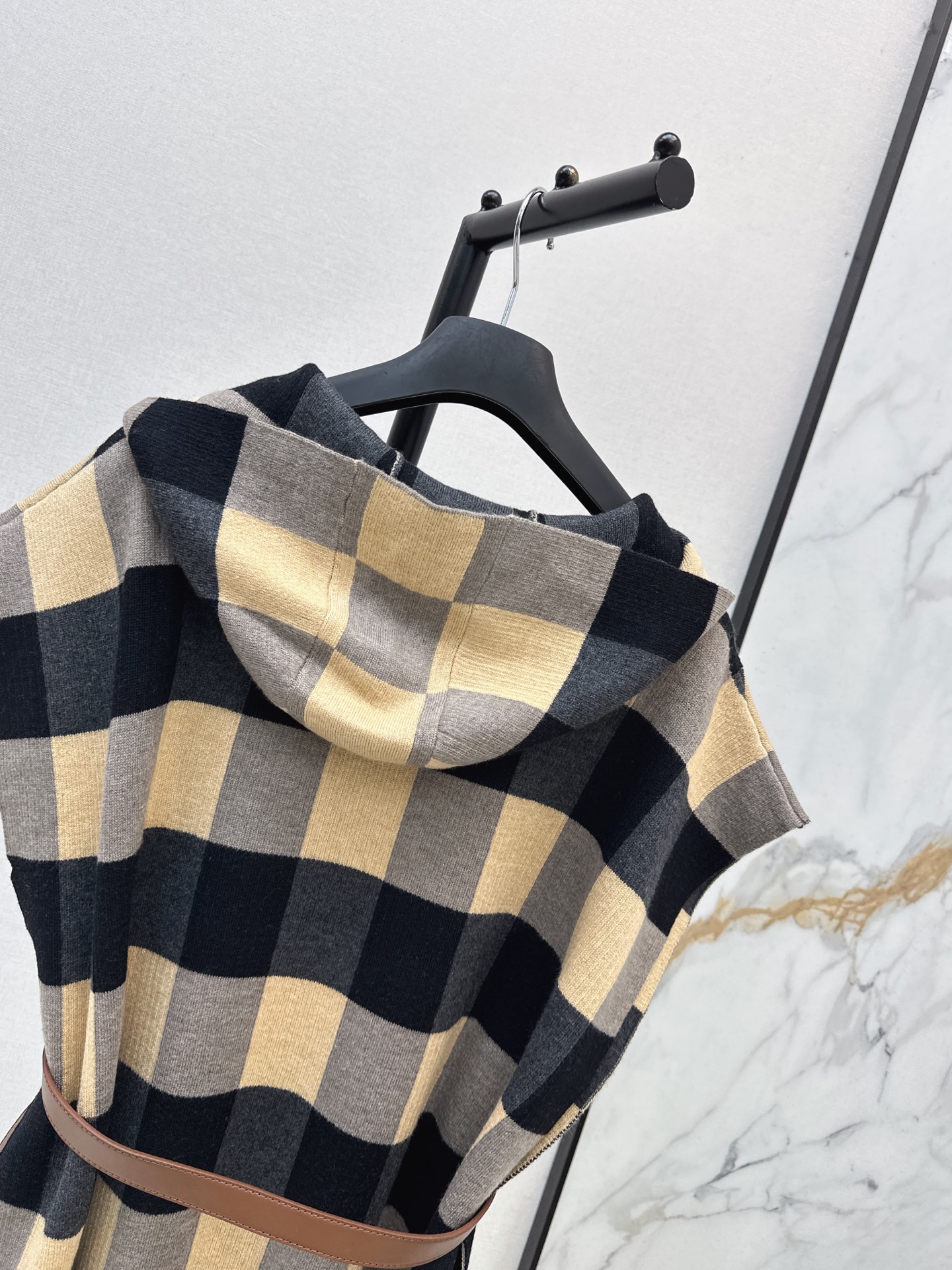 CD 26fw hooded belted cape