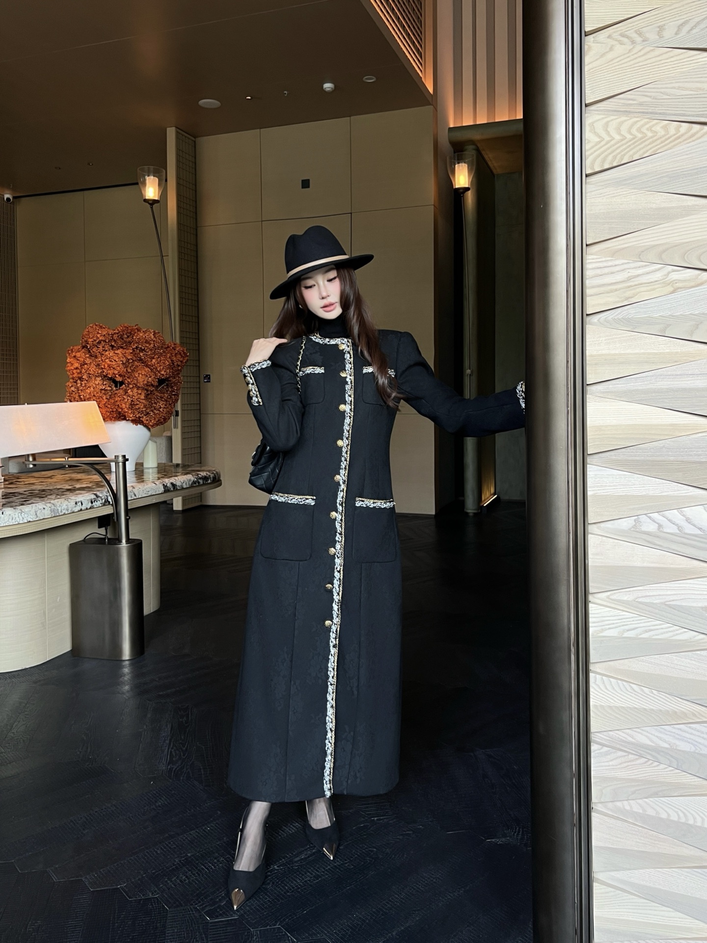 Chan 26fw lace trim overcoats