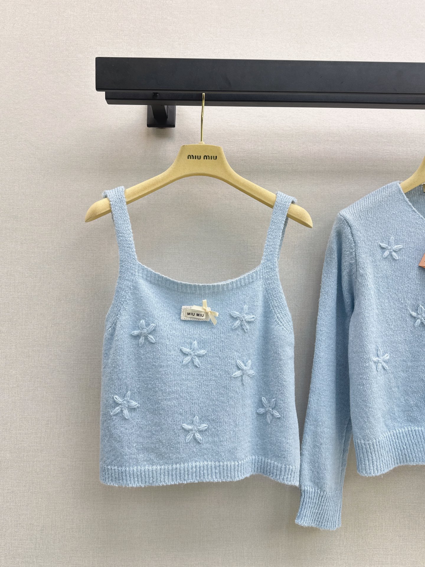 Miu 26fw knit camisole cardigan sets