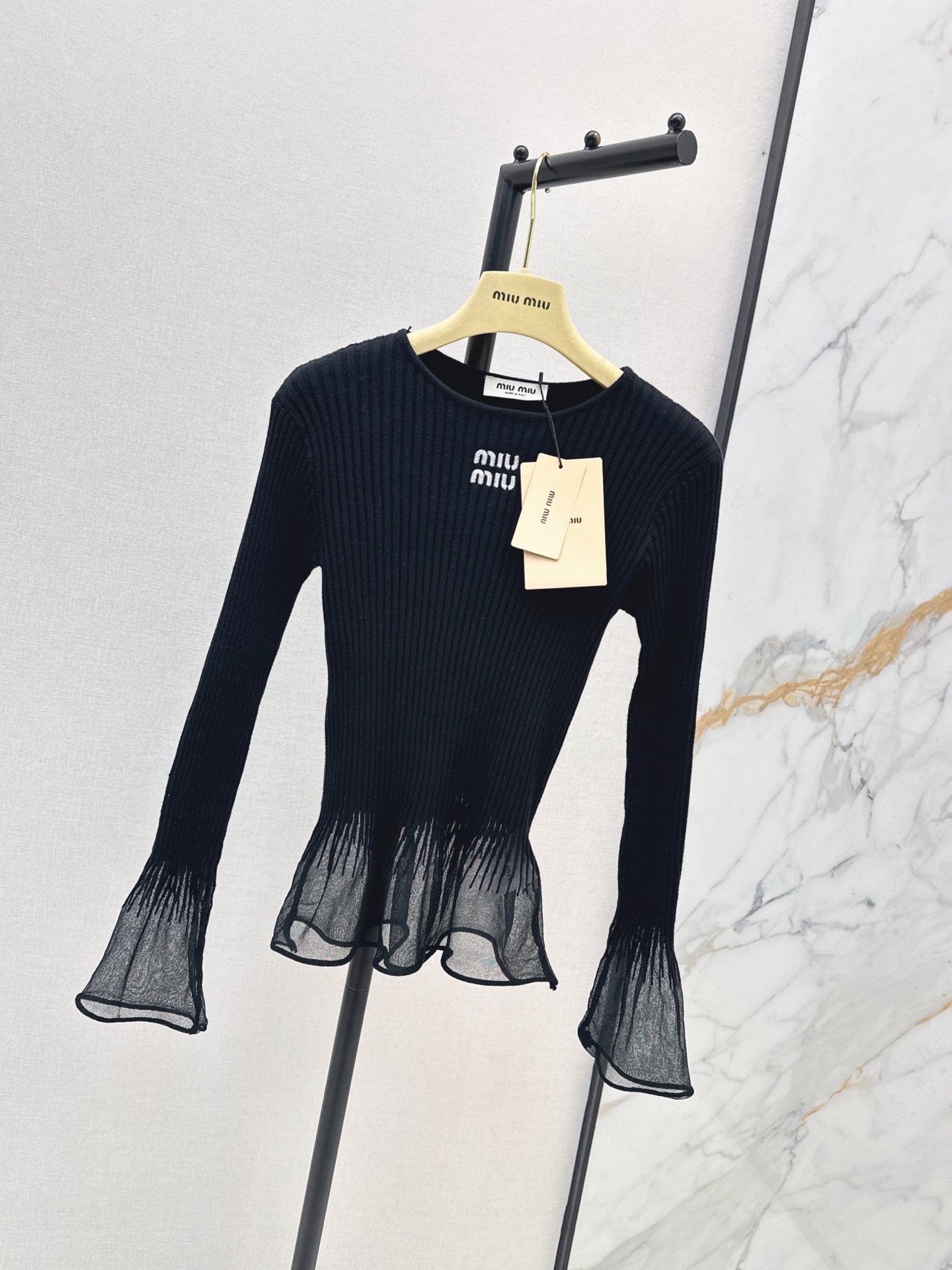 Miu 26fw contract mest knitwear
