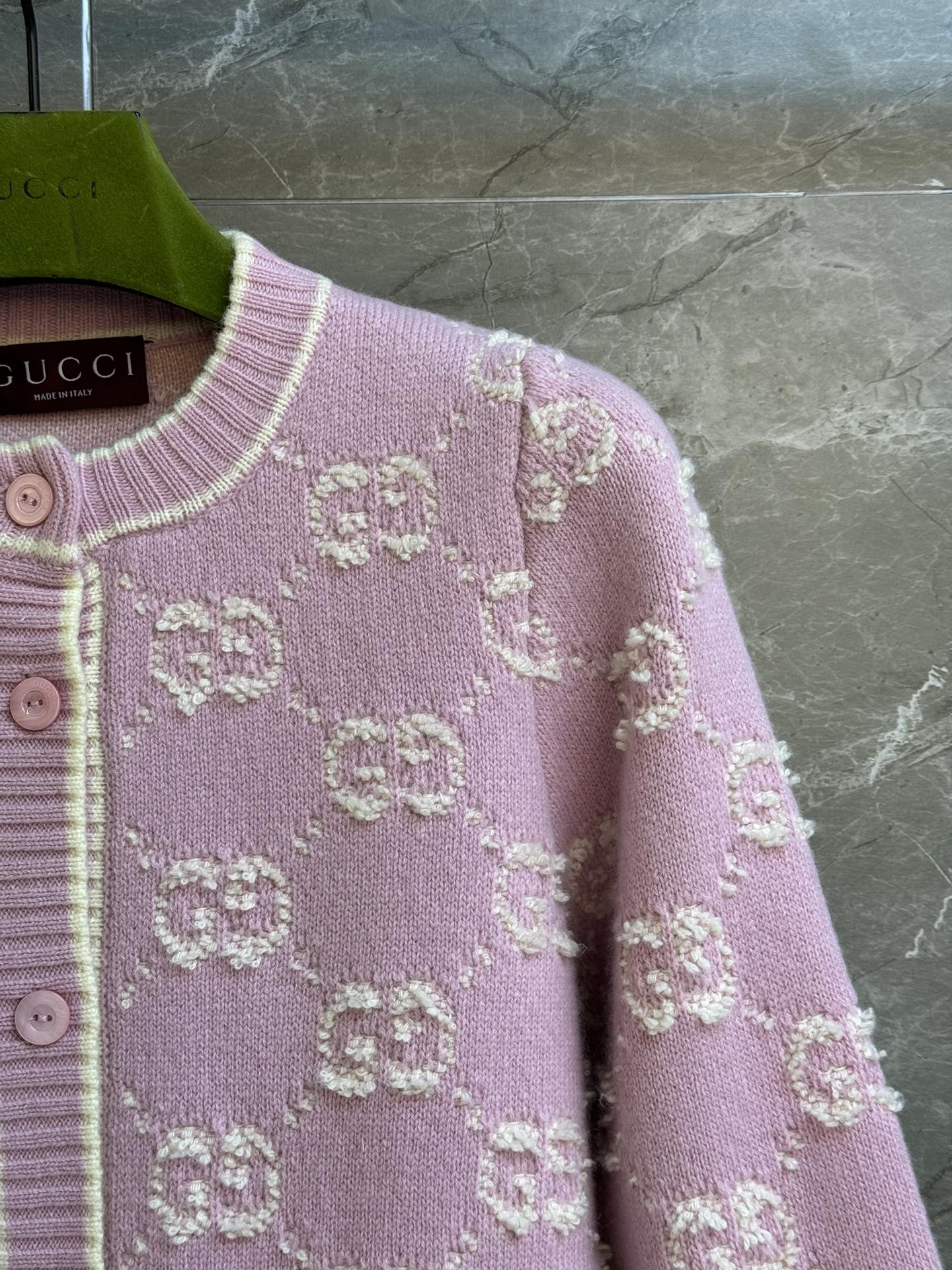 Guc 25fw embroidered cardigan