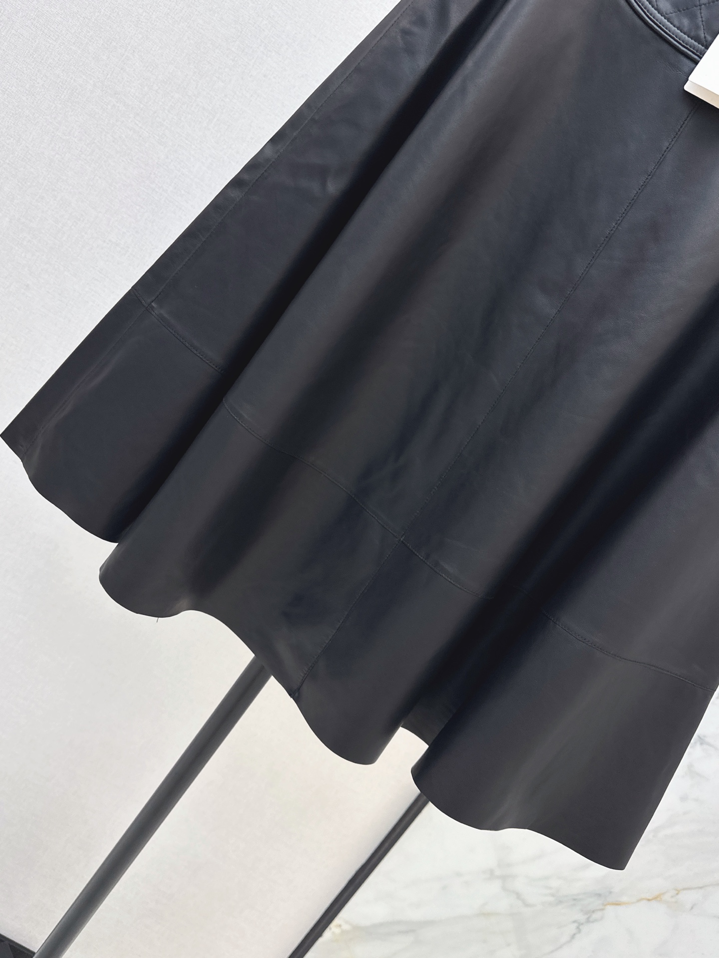 Her 26fw leather pleated skirt