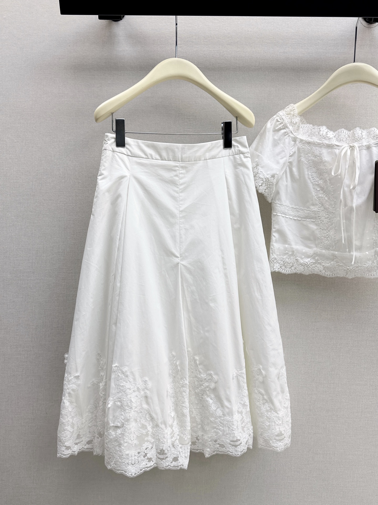 ES 26ss cropped shirt skirt sets