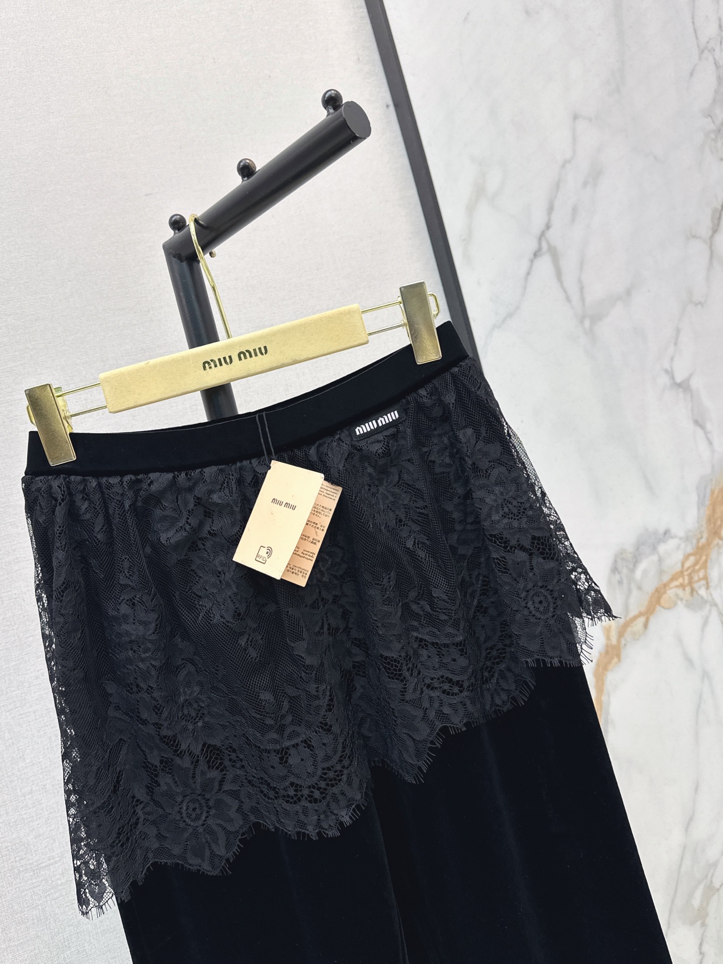 Miu 26fw lace-overlay velvet flared pants