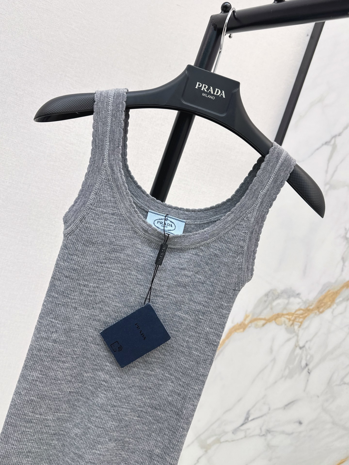 Pra 26fw knit vest