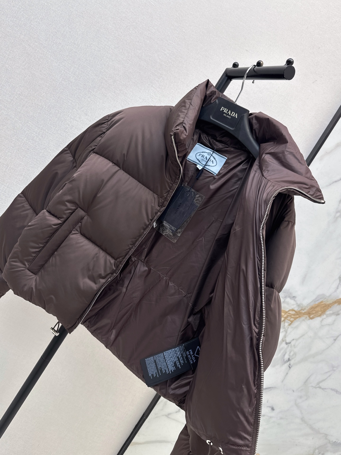 Pra 26fw down jacket