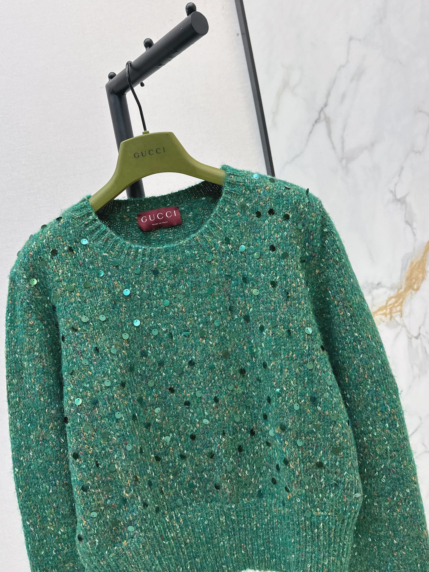 Guc 26fw sequin knit sweater