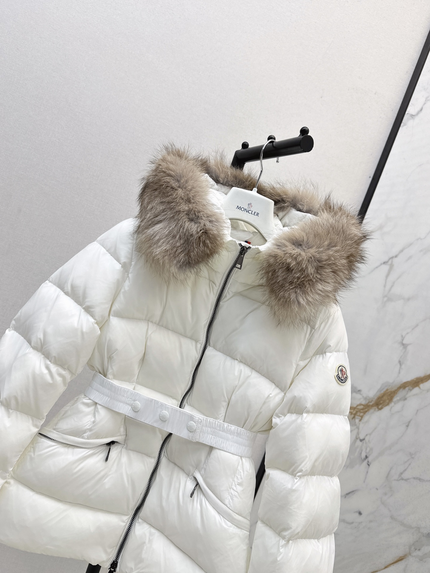 Monc 26fw hooded down jacket