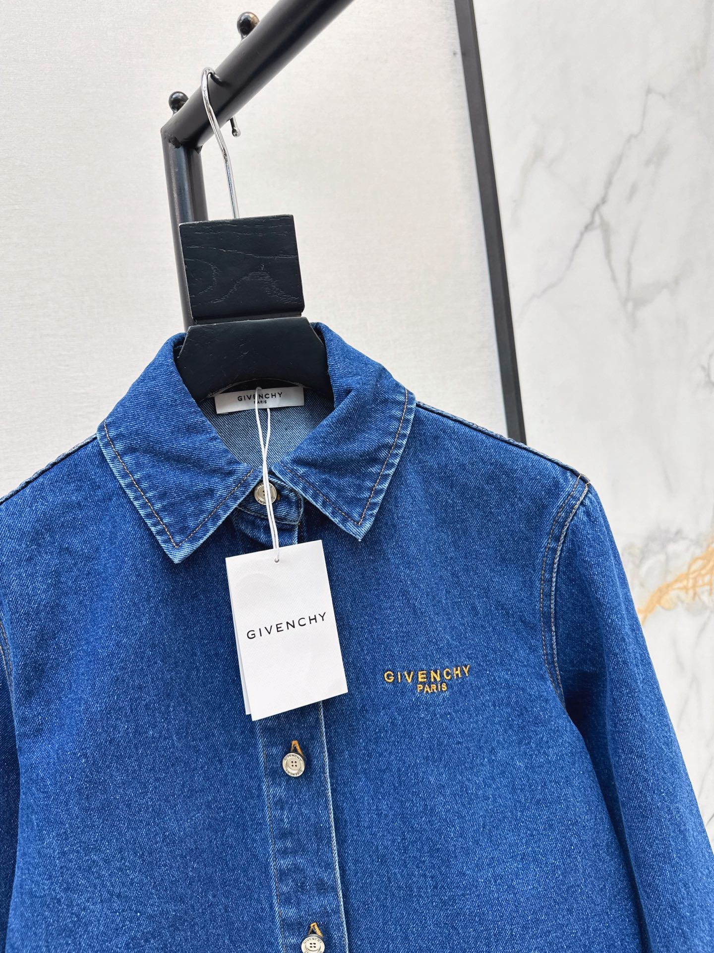 Giv 26fw cropped denim shirt jacket