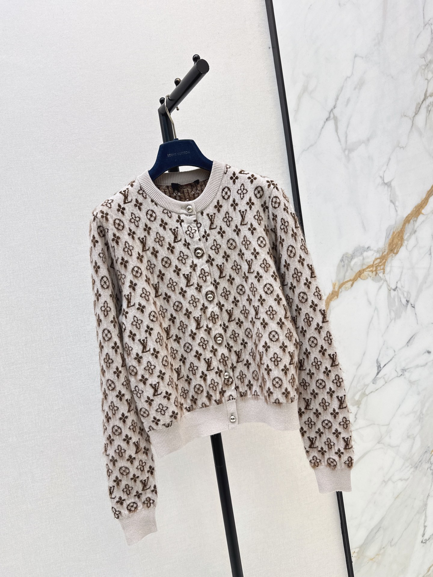 Loui 26fw jacquard cardigan