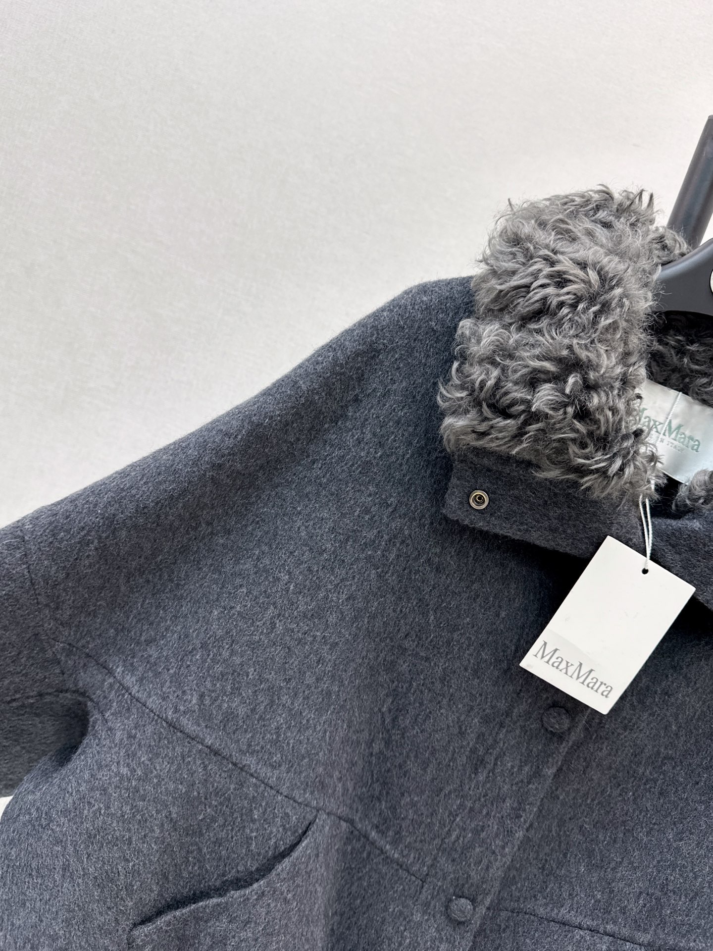 Max 26fw fur-trim woolen jacket