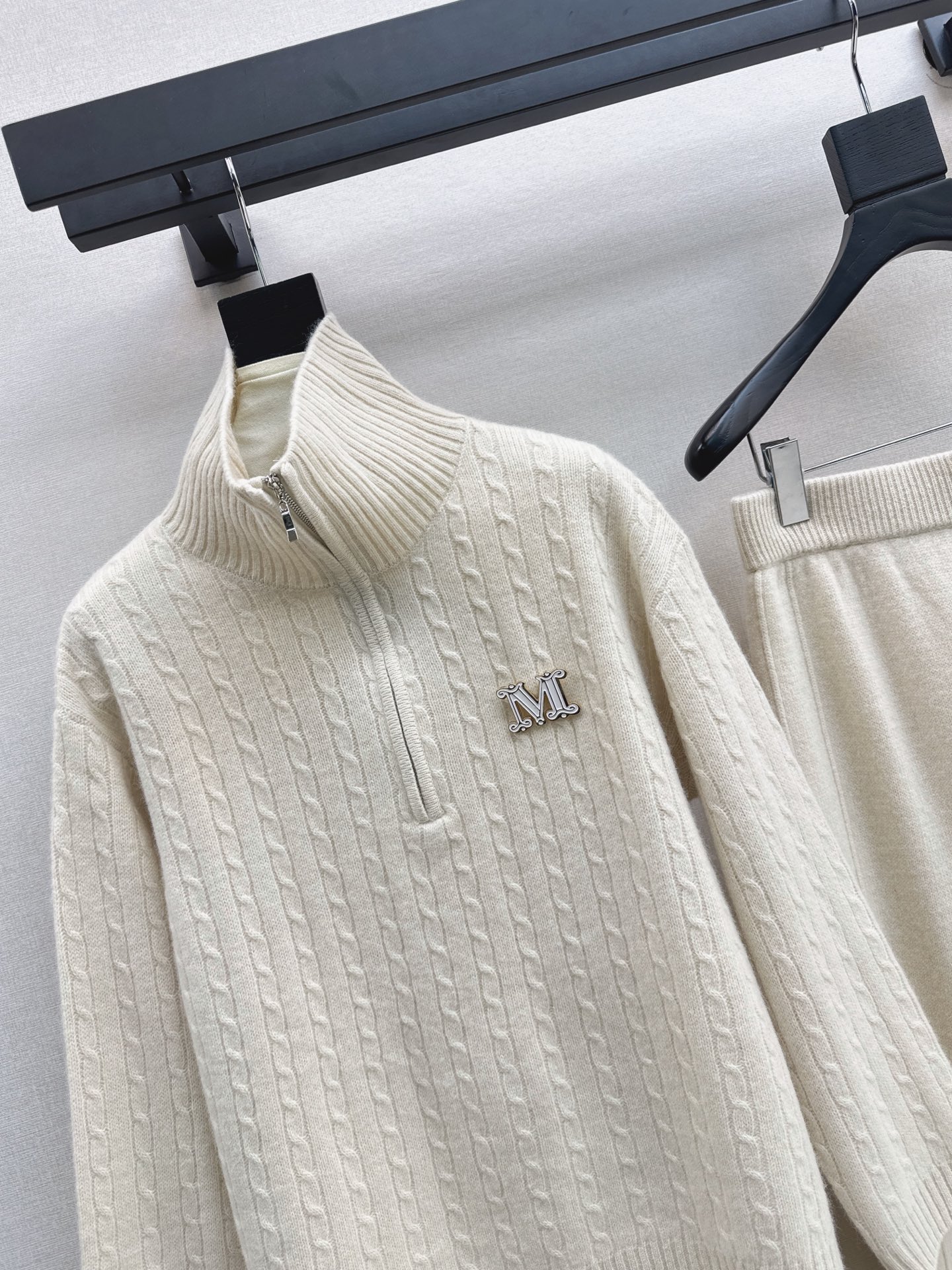 Max 26fw wool sweater pants sets
