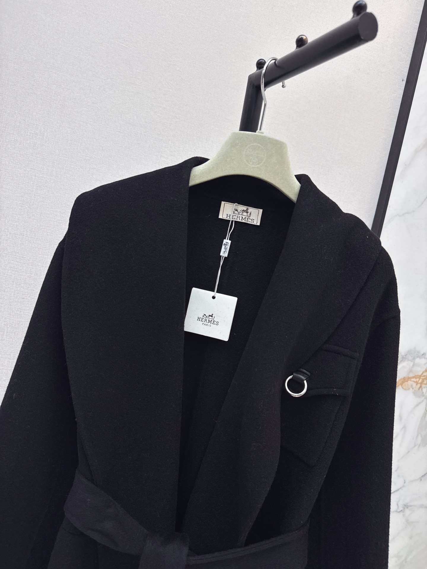 Her 26fw woolen belted overcoats