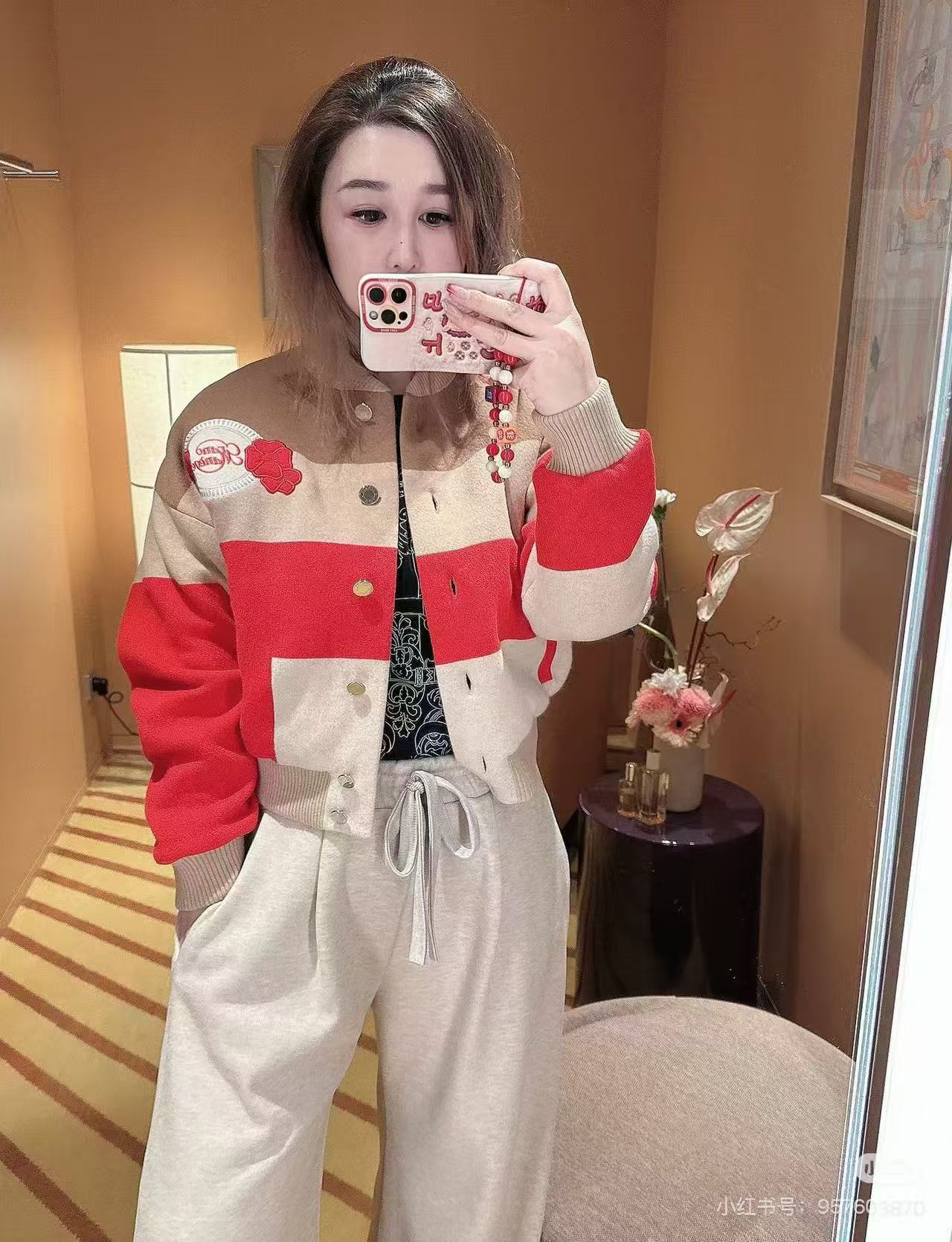Her 26fw knit jacket