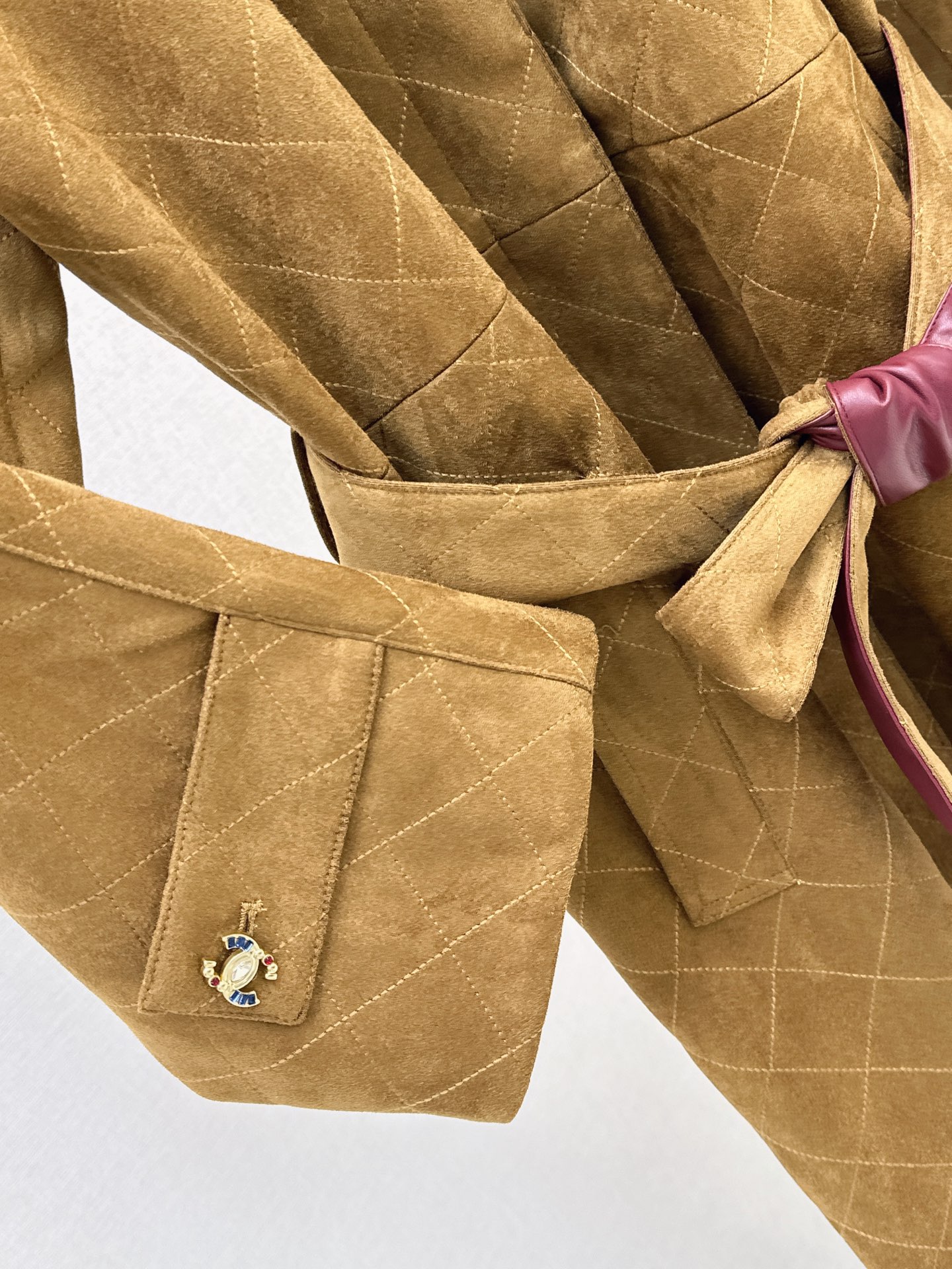 Chan 26fw suede fleece trench coats